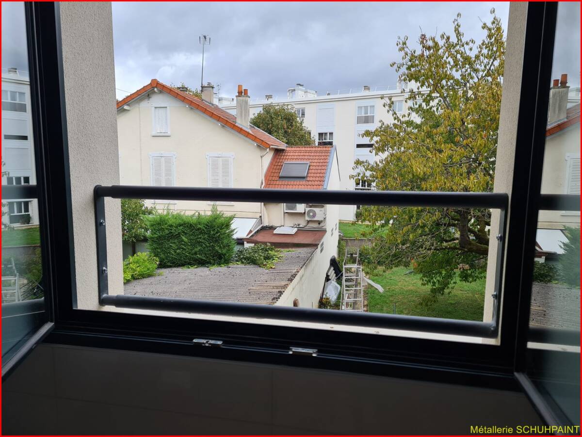 Terrasse sur pilotis 2023 (1) Sainte-Marie-aux-Mines 84