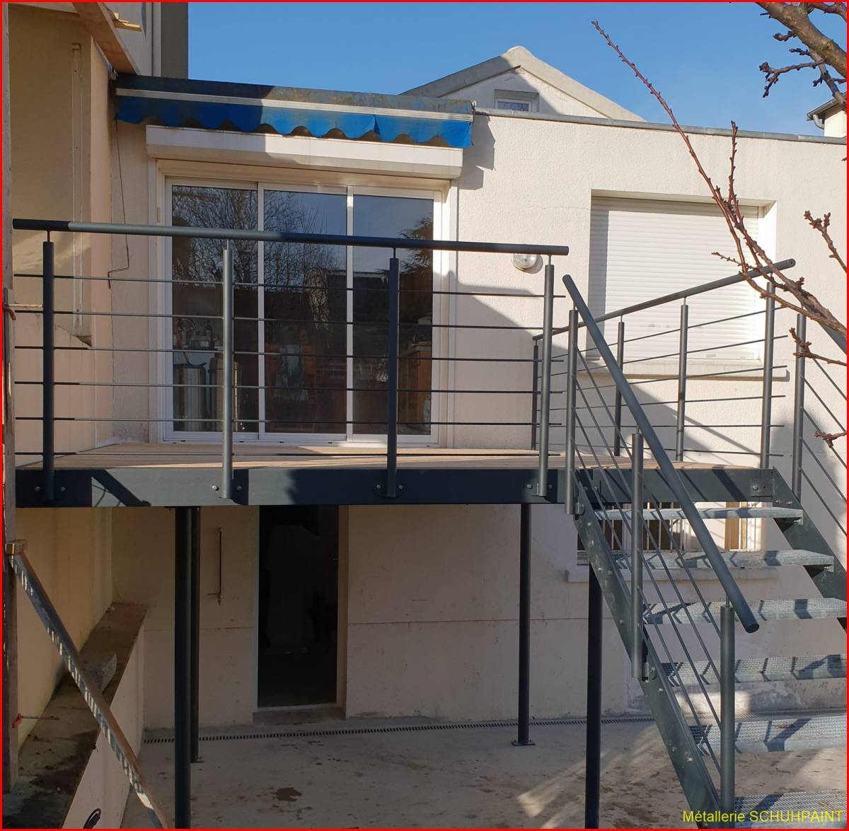UNE TERRASSE SUR PILOTIS A ANTONY -92160- Benfeld
