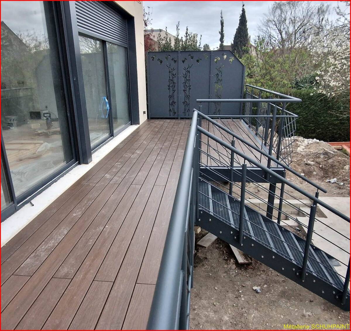 TERRASSE SUR PILOTIS_1048_CARRIERES SUR SEINE_YVELINE_ILE DE FRANCE | Metallerie Schuhpaint NOS TERRASSES SUR PILOTIS À CARRIÈRES-SUR-SEINE Munster 3