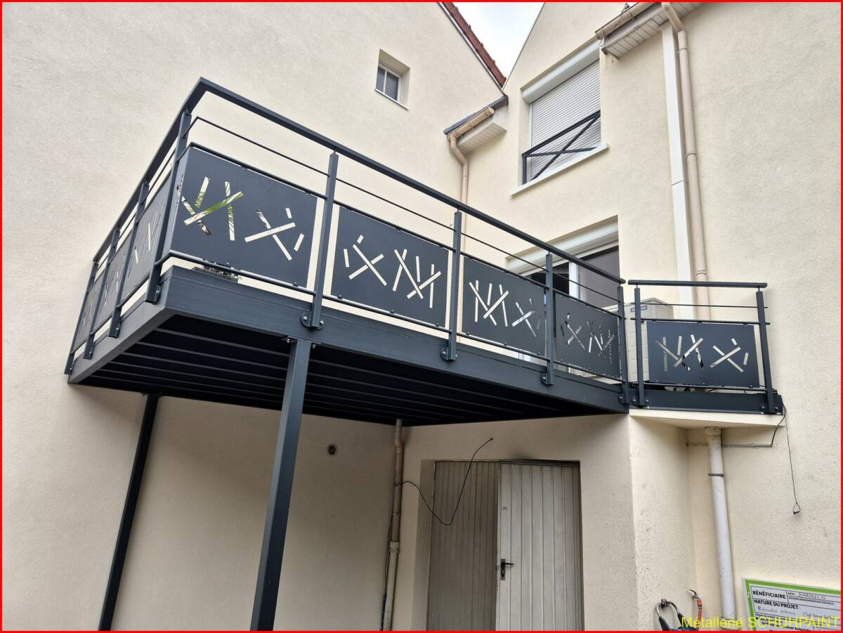 Terrasse sur pilotis 2024 (1) Barr 21