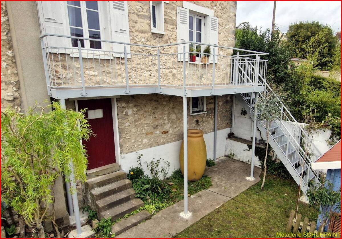 Terrasse sur pilotis 2023 (2) Munster 131