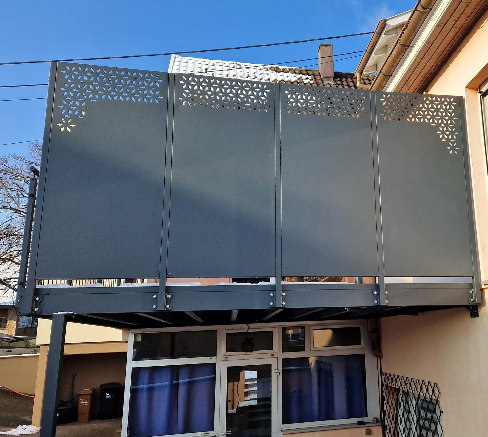 Contactez la Métallerie Schuhpaint pour la création de terrasses sur pilotis, escaliers et garde-corps métalliques Ribeauville