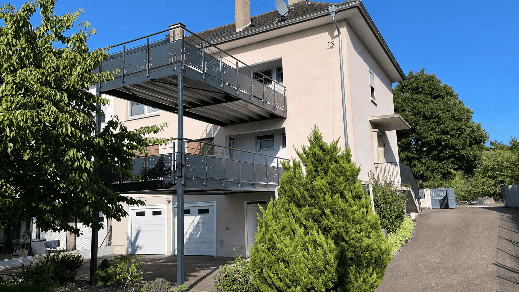 Terrasse sur pilotis 2026 (2) Barr